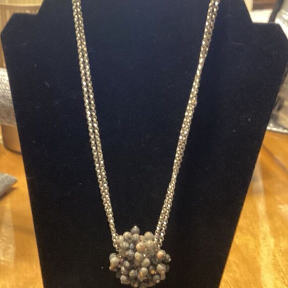 Set of Two Necklace in Greytones and Silvertone - Picture 8 of 9